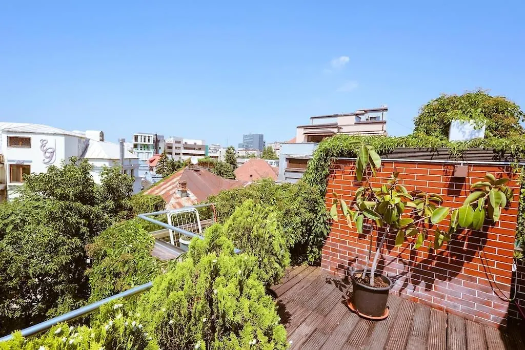 Old Town Bohemian Apartment With Green Terrace Bucharest
