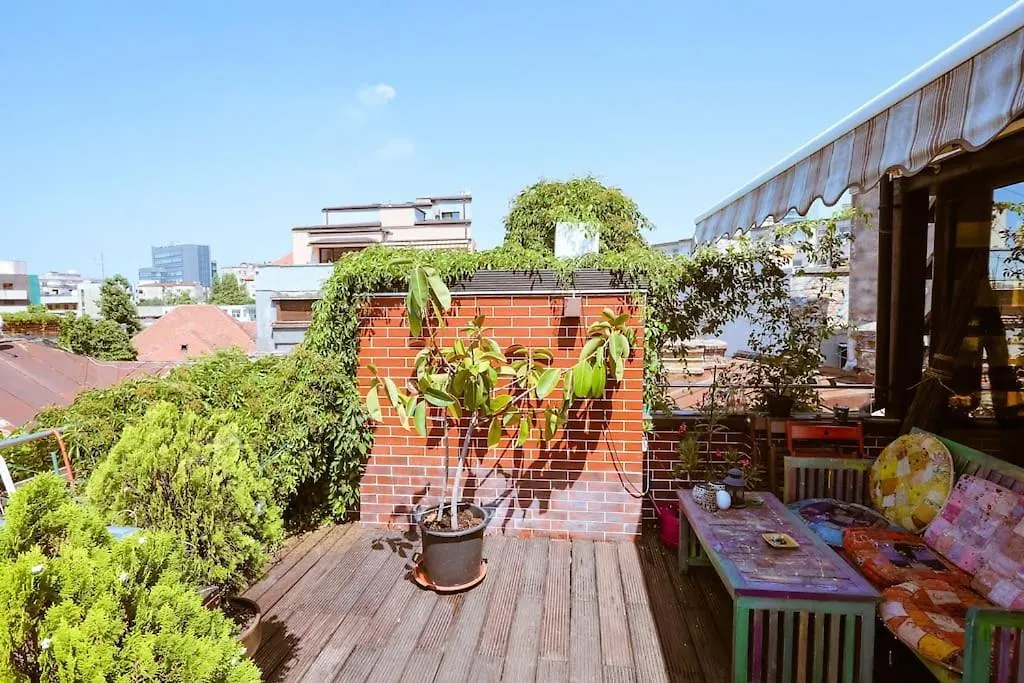 Old Town Bohemian Apartment With Green Terrace Bucharest