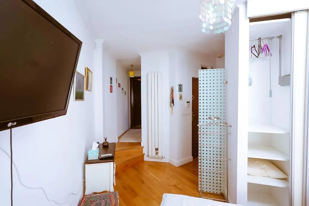 Old Town Bohemian Apartment With Green Terrace Bucharest