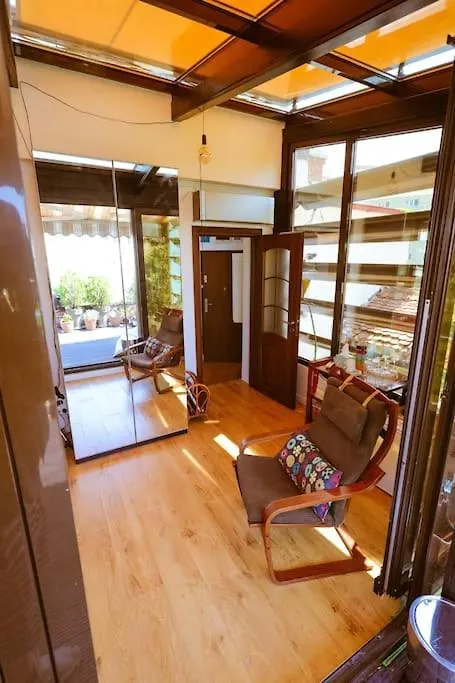 Old Town Bohemian Apartment With Green Terrace Bucharest Romania