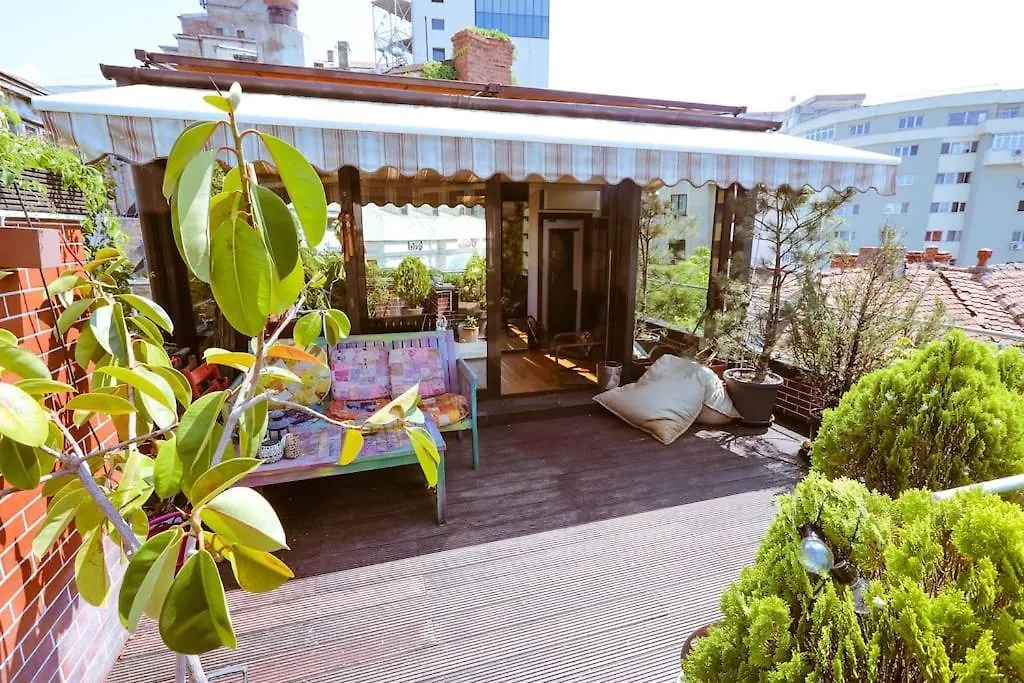 Old Town Bohemian Apartment With Green Terrace Bucharest